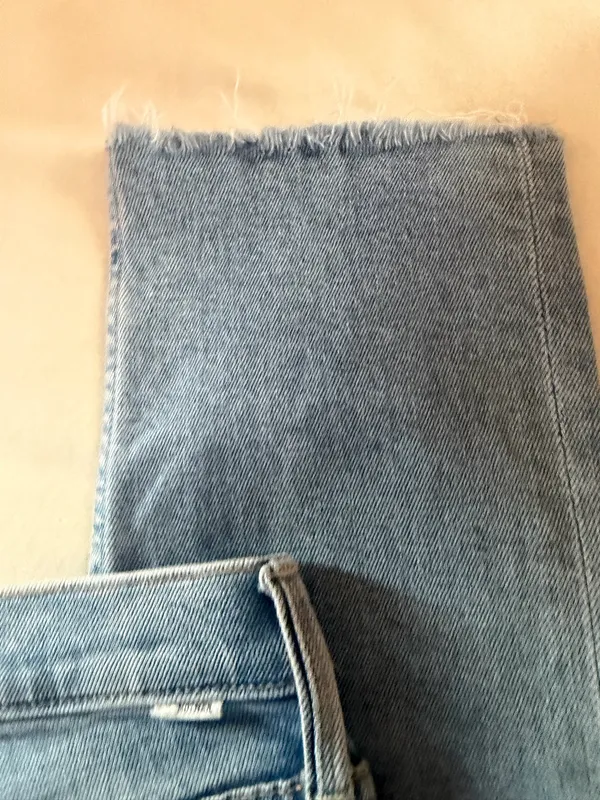 MOTHER Denim Fray Jeans - Image 4
