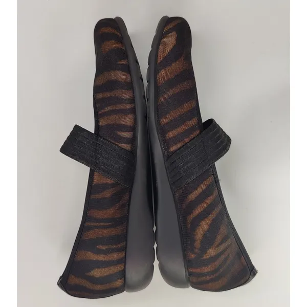 animal print Mary Jane flats sz 6W - Image 5