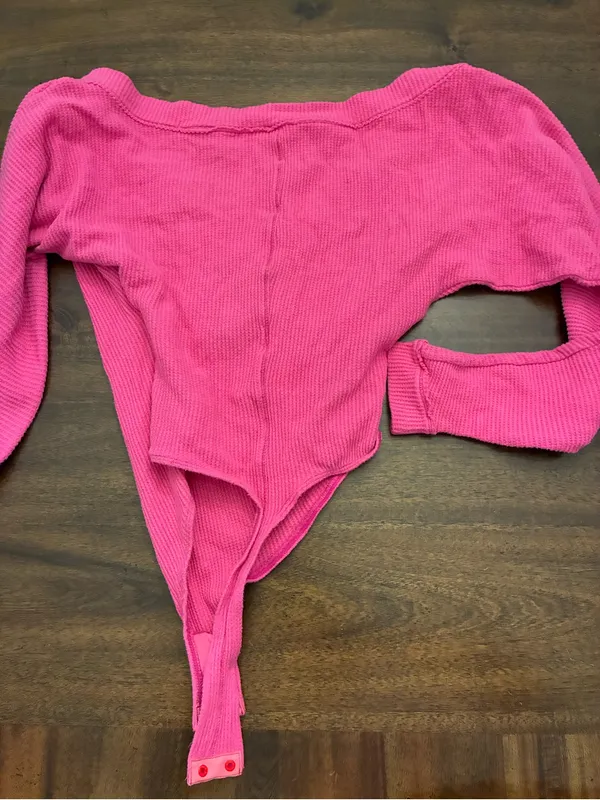 Intimately Free People Bodysuit Medium Hot Pink Long Sleeve Waffle Knit V-Neck - Image 3