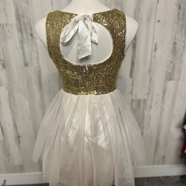 Gold Sequin Open-Back Party Dress B. Smart Size 5/6 Homecoming Holiday Dress - Image 3