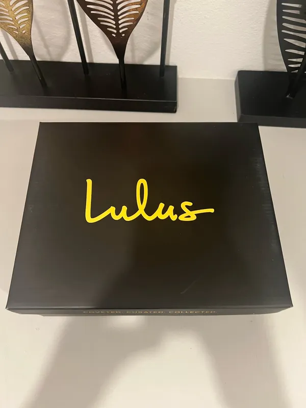 Lulus  Elegant Black Heels Size 8 - Image 5