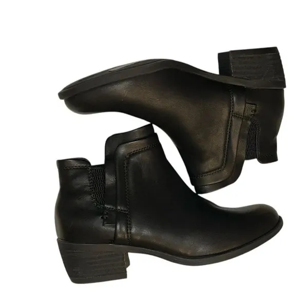 B.O.C Black Leather Ankle Booties(Size 6) Black - Image 2