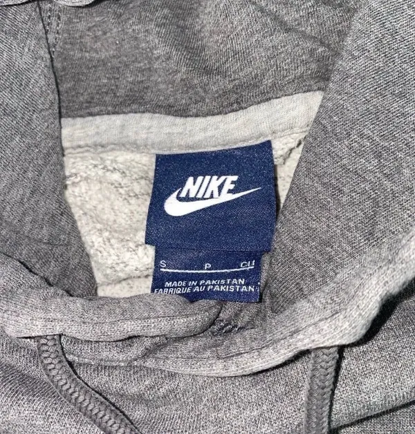 Nike hoodie - Image 6