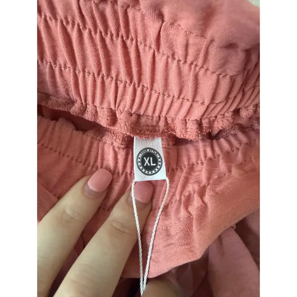 Chiclily Pink Paperbag Waist Ruffle Hem Shorts XL NWT - Image 3