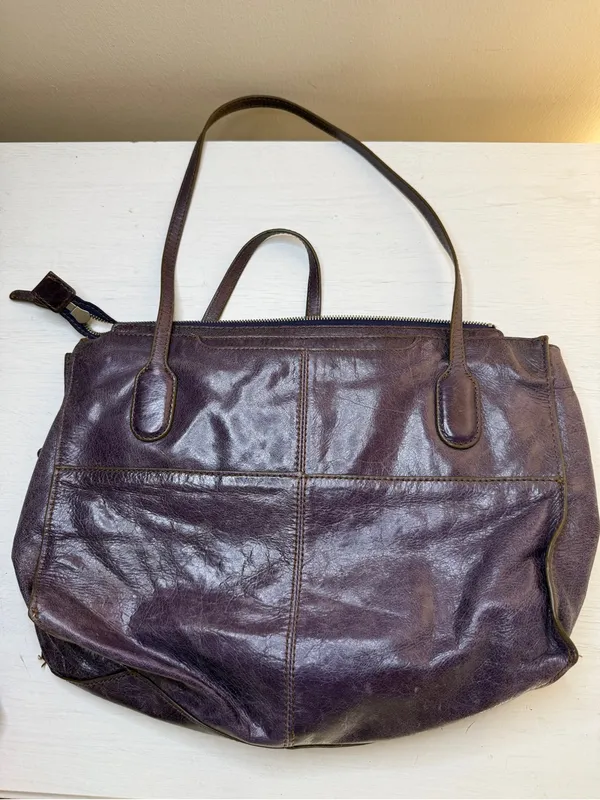 Hobo Friar Shoulder Bag in Black Vintage Leather - Image 11