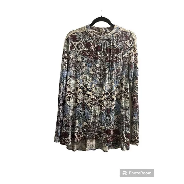 ✨FREE PEOPLE: New World Snow Lace Split Fly Away Top✨ - Image 7