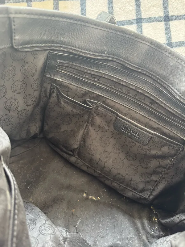 Michael Kors Large Black Tote - Image 3