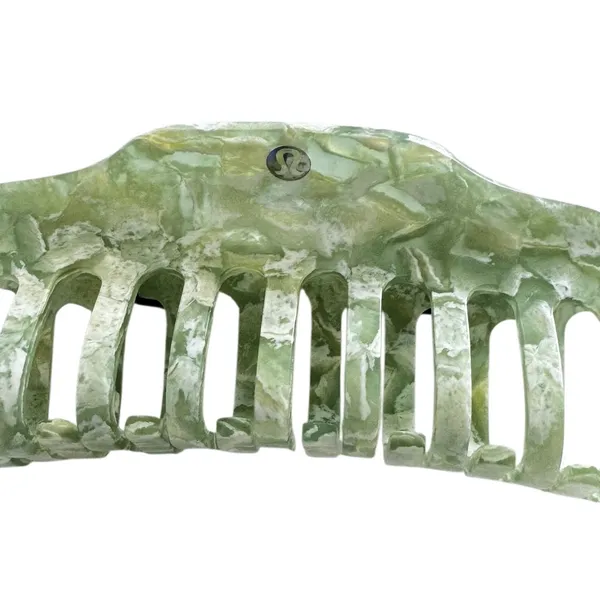 Lululemon Jumbo Claw Clip Willow Leaf/Matcha Magic - Image 10