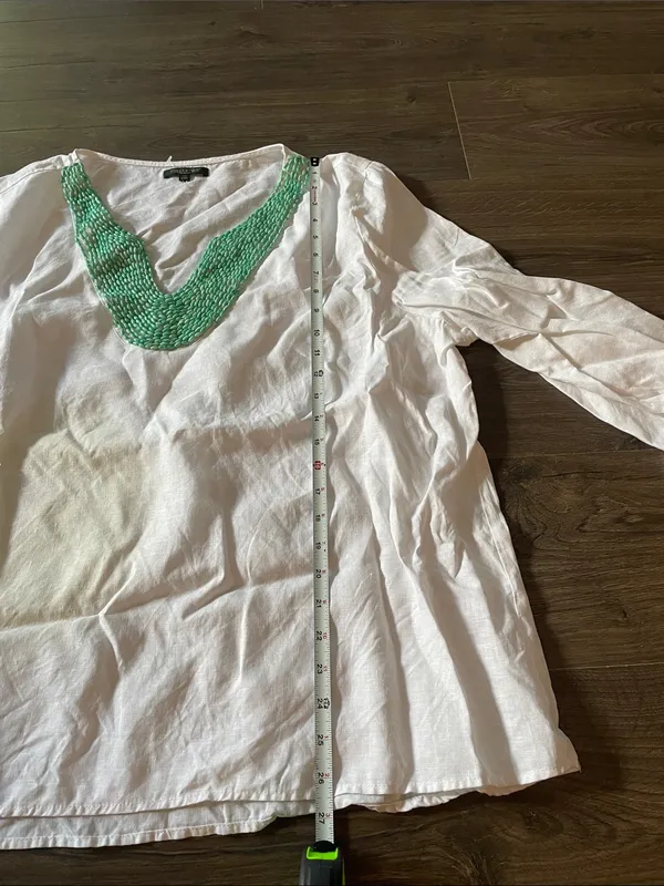 For Cynthia White Cotton Tunic w/ Mint Beaded V-Neck Detail, Size 2X - Image 4