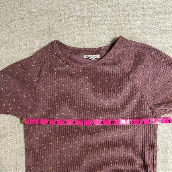 American Eagle Cropped Short Sleeve Top - Image 13