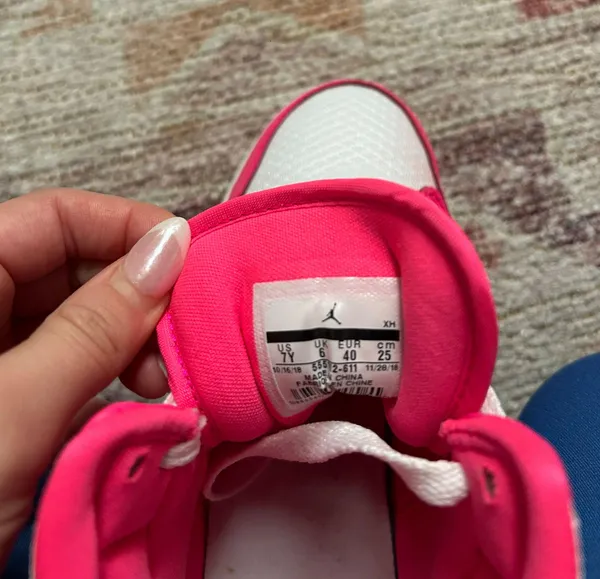 Air Jordan 1 Mid - Image 7
