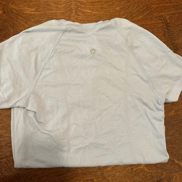 Lululemon shirt  - Image 3