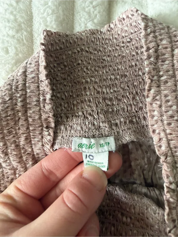 aerie Mauve Textured Ruffle Shorts - Image 5