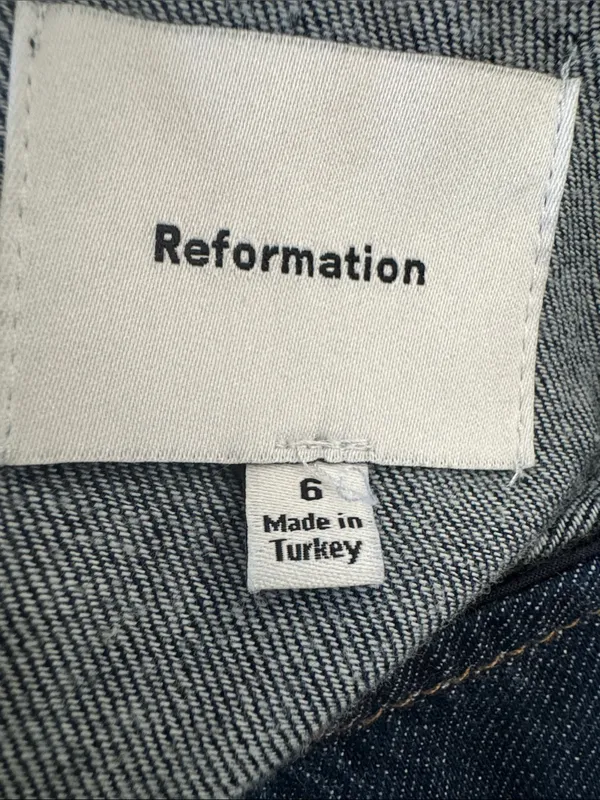 Reformation Pippa fit and flare denim midi dress Size: 6 - Image 3