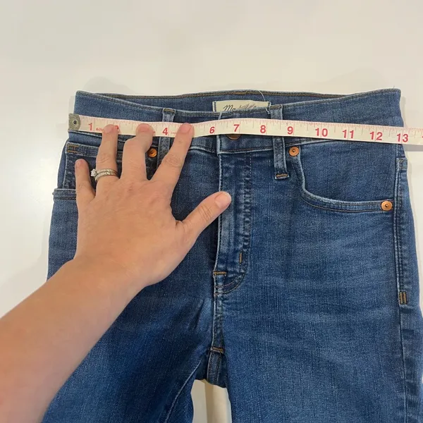 Madewell 9" mid Rise Skinny Jeans Size 25 Medium Wash - Image 8