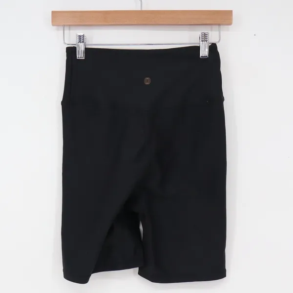 Old Navy Shorts Women's M PowerSoft Black Biker High Rise Excellent - Image 4