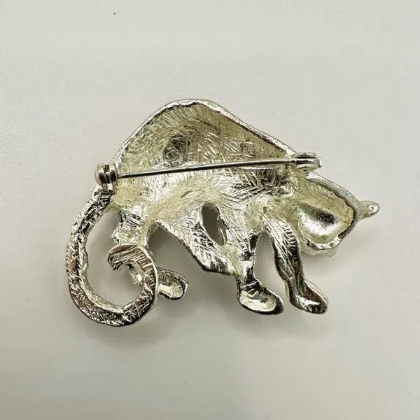 Silver tone and black jaguar brooch - Image 3