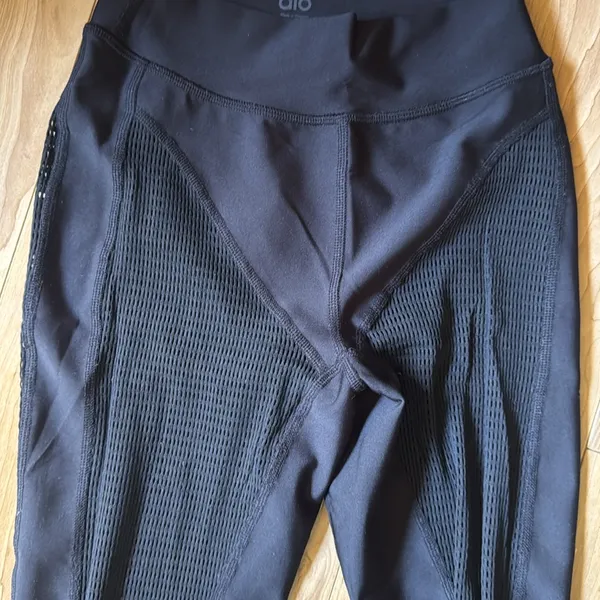 Alo Black Leggings mesh - Image 2