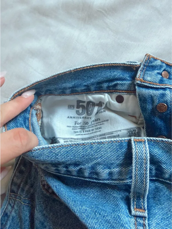 Levi’s Two-Tone 501 Shorts - Image 3