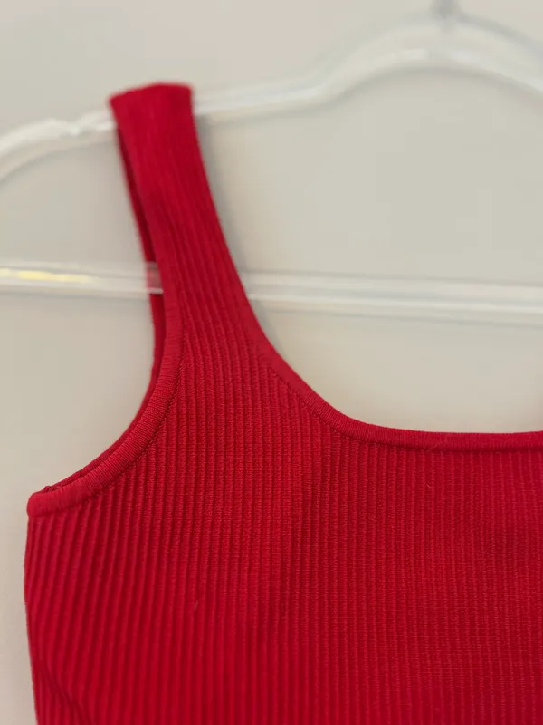 Cropped Red Ribbed Tank Top - Image 2
