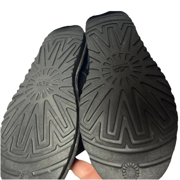 UGG Classic Tall Winter Snow Boots Women's size 9 Black Suede Sheepskin S/N 5815 - Image 7