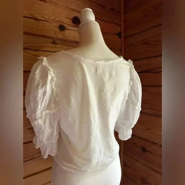 Anthropologie puff sleeved front gathered peasant white blouse size medium​ - Image 4
