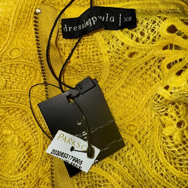 DRESSINGPAULA‎ Lemon Yellow Lace Sheath Embellished Flower Design NWT XS - Image 10