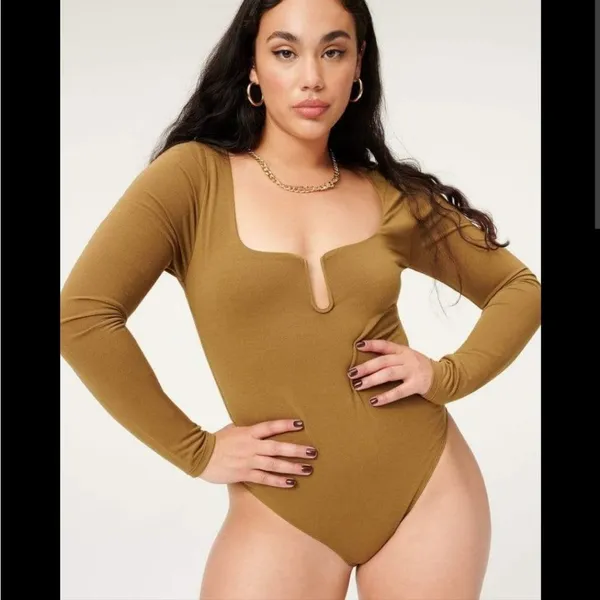 Good American -480 NWOT - STRETCH JERSEY U‎ RING BODYSUIT Beige Size 5 / 2XL - Image 2