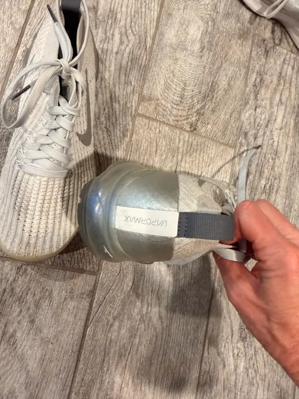Nike size 8 - Image 5