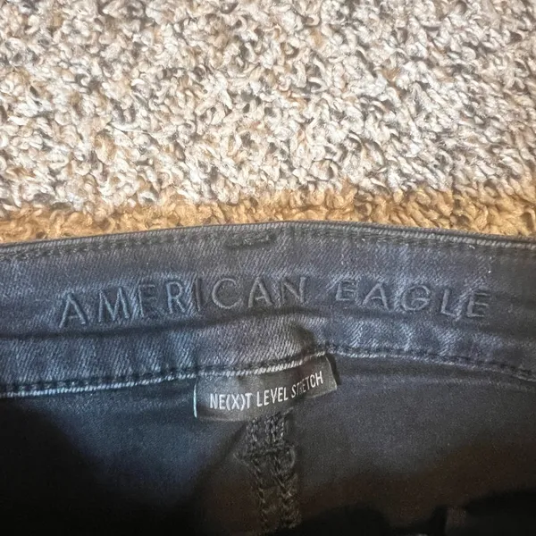 American Eagle Super‎ Hi Rise Jegging Jeans Black Ripped Knee Women Size 8 Short - Image 2