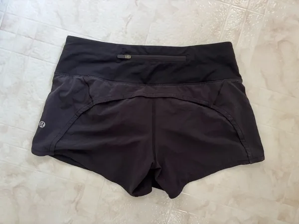 Lululemon Run Times Short II *4" Limited Edition - Image 4