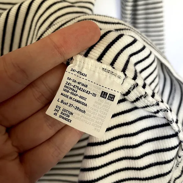 Uniqlo‎ white black striped crewneck sweater women's size large cotton rayon top - Image 4