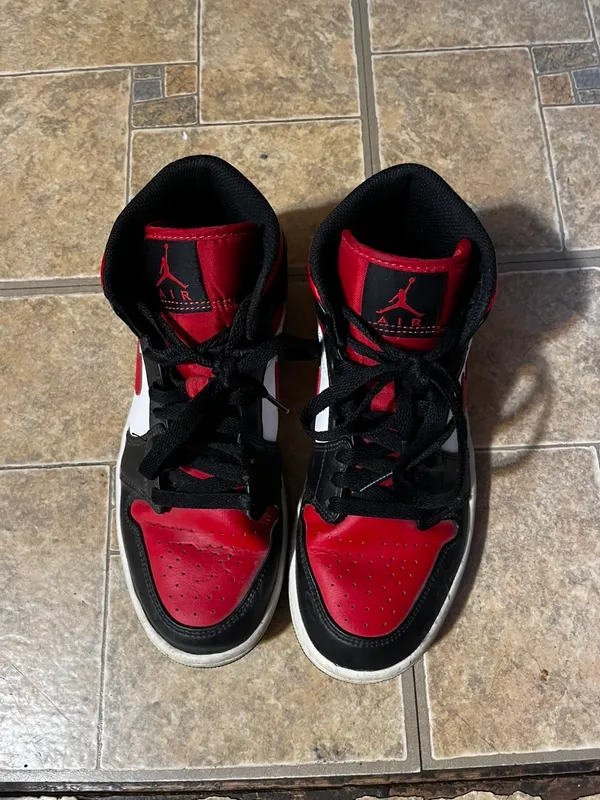 Jordan Retro Mid 1 Black Red - Image 4