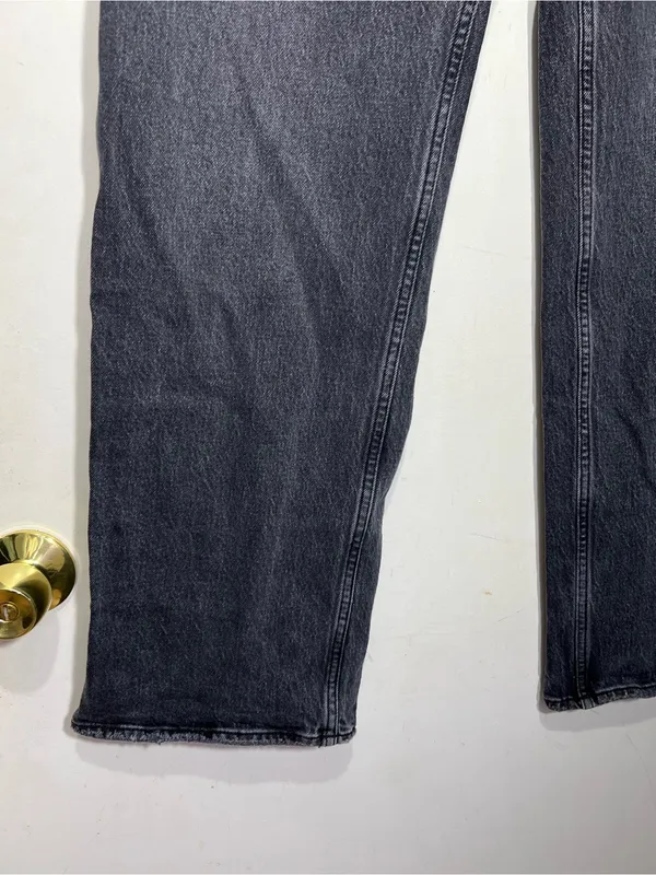 Abercrombie & fitch black/grey the 90’s relaxed Jean high rise size 14 - Image 4