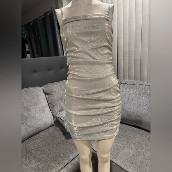 🍒BUNDLE 2 ITEMS FOR $8✨ 🌸AMTIOUS rhinestone sparkly dress ✨ - Image 6
