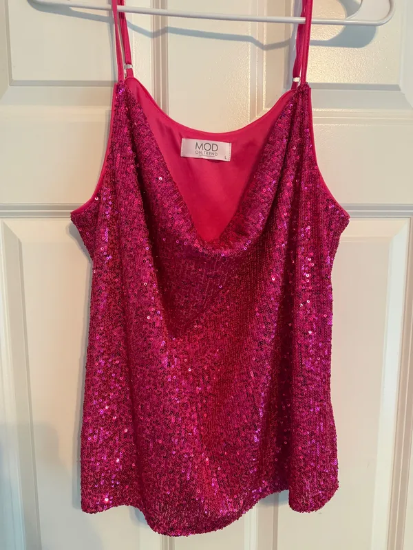Mod On Trend Hot Pink Sequin Tank Top - Image 2