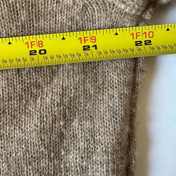 Good Rider Cashemere Tan Sweater Women’s | Embroidered Details Sz‎ Medium - Image 8
