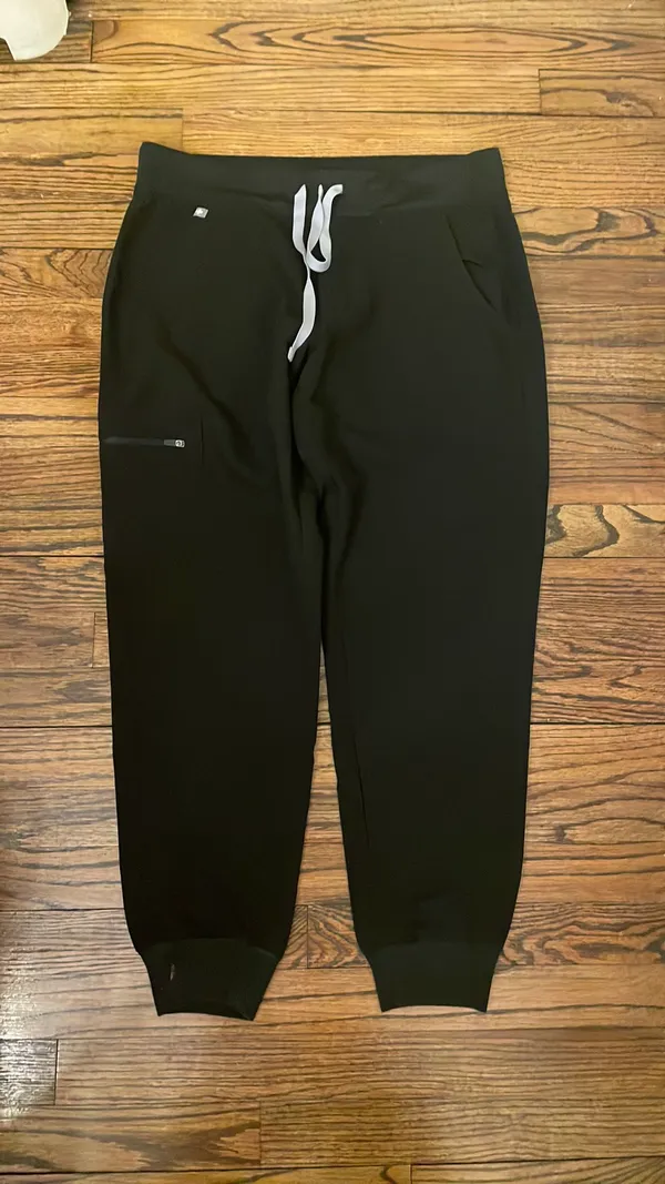FIGS Zamora Jogger Scrub Pants - Image 7