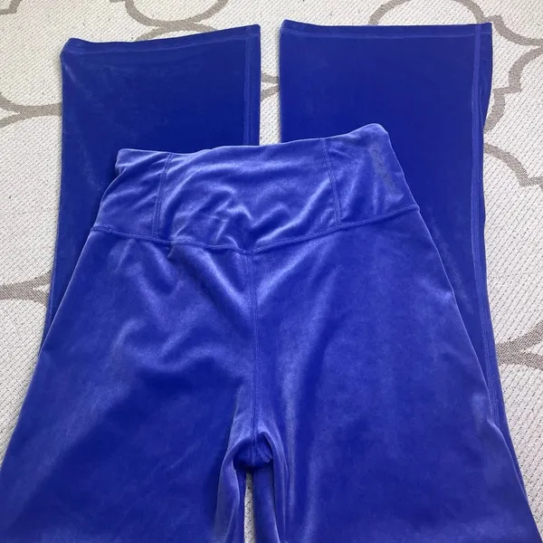 Athleta Elation Velvet Flare Pants Purple Size Medium 32” Inseam High Rise - Image 12