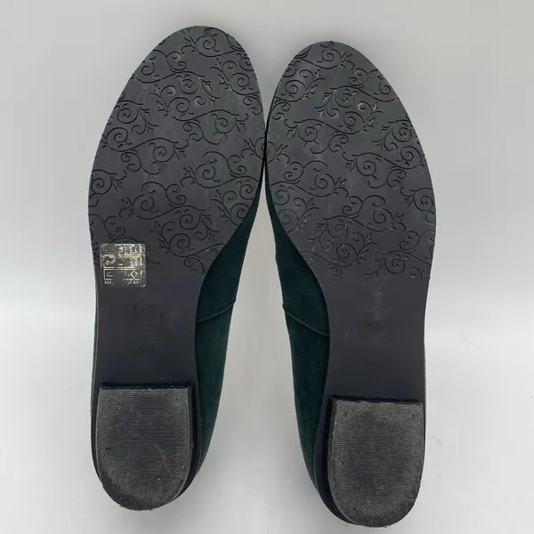 Brenda Zaro Womens 39.5 (US 8.5-9) Shoes Ballet‎ Flats Scalloped Green Suede - Image 7