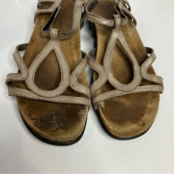 Naot corkbed‎ sandals size 40 Gold - Image 4