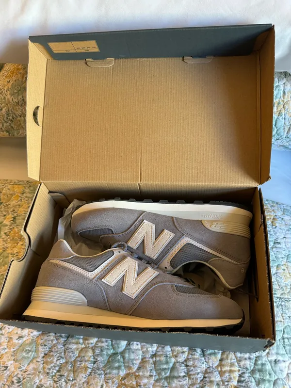 New Balance Shoes - Image 4