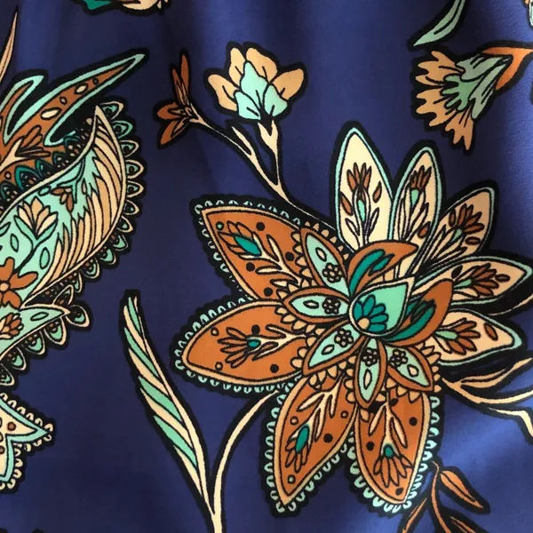 LOFT size small Blue Paisley Sleeveless Blouse - Image 4