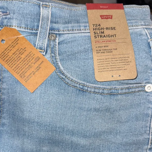 Levi's 724 HIGH RISE STRAIGHT WOMEN'S‎ JEANS indigo light - Image 5