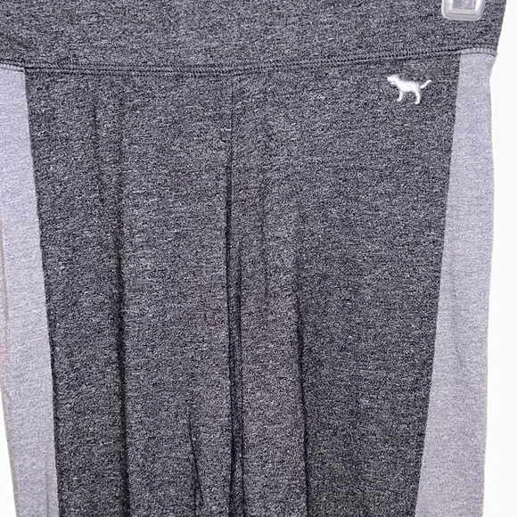 5/$30 🎈 Pink Victorias Secret‎ XS two toned leggings - Image 2