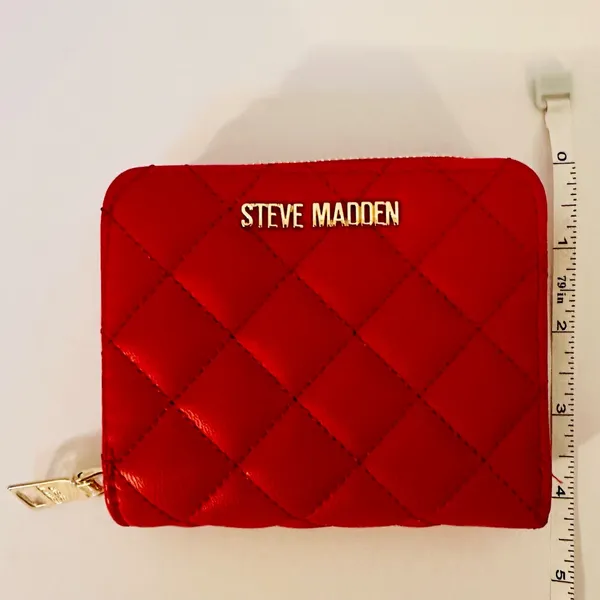 Steve Madden Red Quilted Women's Bifold Wallet w Zipper Pocket - 4” x 5” NWOT - Image 6