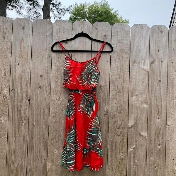 Red &‎ green palm leaf tropical dress size small Hawaiian spring summer beach - Image 2