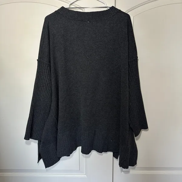 Free People Orion A Line Tunic Women's L Lagenlook Oversized‎ V Neck Sweater - Image 5