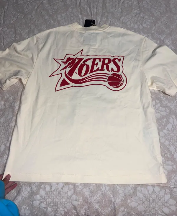 Mitchell & Ness 76ers Tee - Image 6
