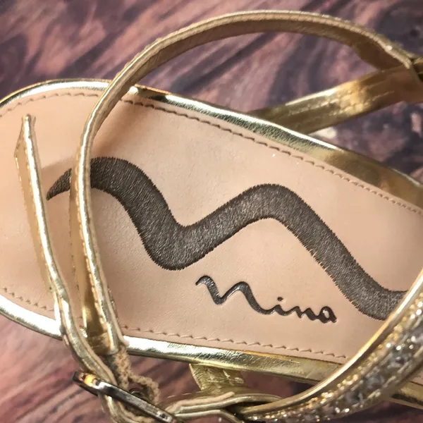 Nina sz 9 gold w/ sequins women shoes - Image 3